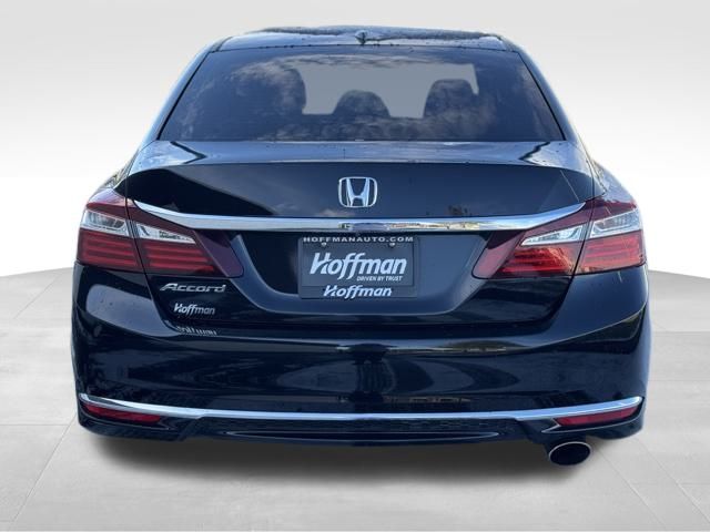 2017 Honda Accord EX-L photo 4