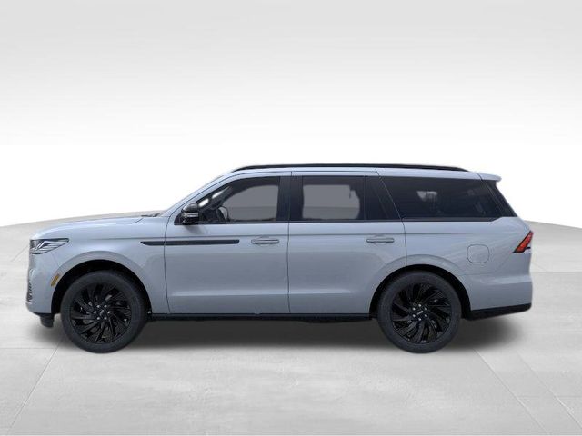 2025 Lincoln Navigator Reserve photo 2