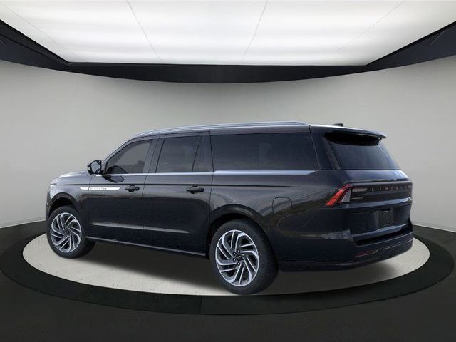 2025 Lincoln Navigator L Reserve photo 4