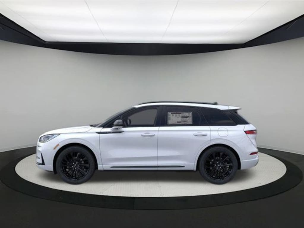 New 2025 Lincoln Corsair Premiere SUV