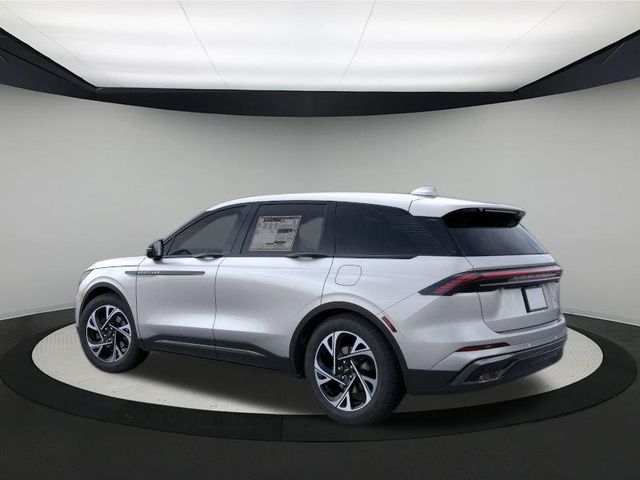 2025 Lincoln Nautilus Premiere photo 3