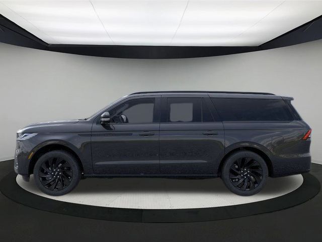 2025 Lincoln Navigator L Reserve photo 3