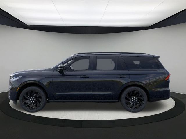 2025 Lincoln Navigator Reserve photo 3
