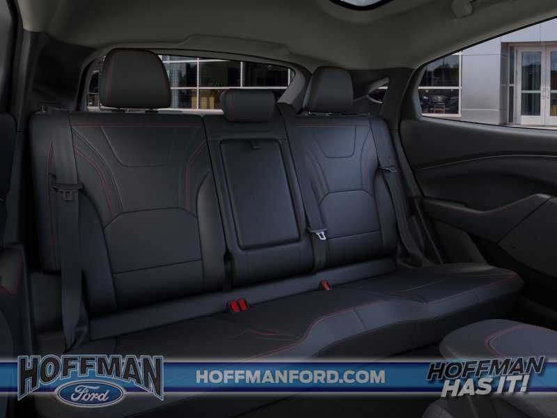 2025 Ford Mustang Mach-E Premium - Photo 11