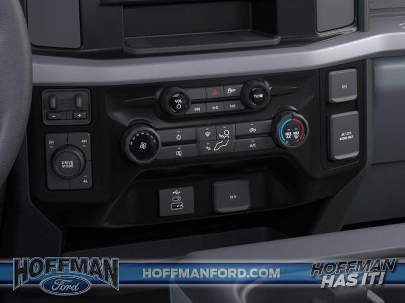 2025 Ford F-350 Super Duty Chassis Cab XL - Photo 15
