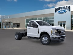2025 Ford Chassis Cab F-350 XL TRUCK
