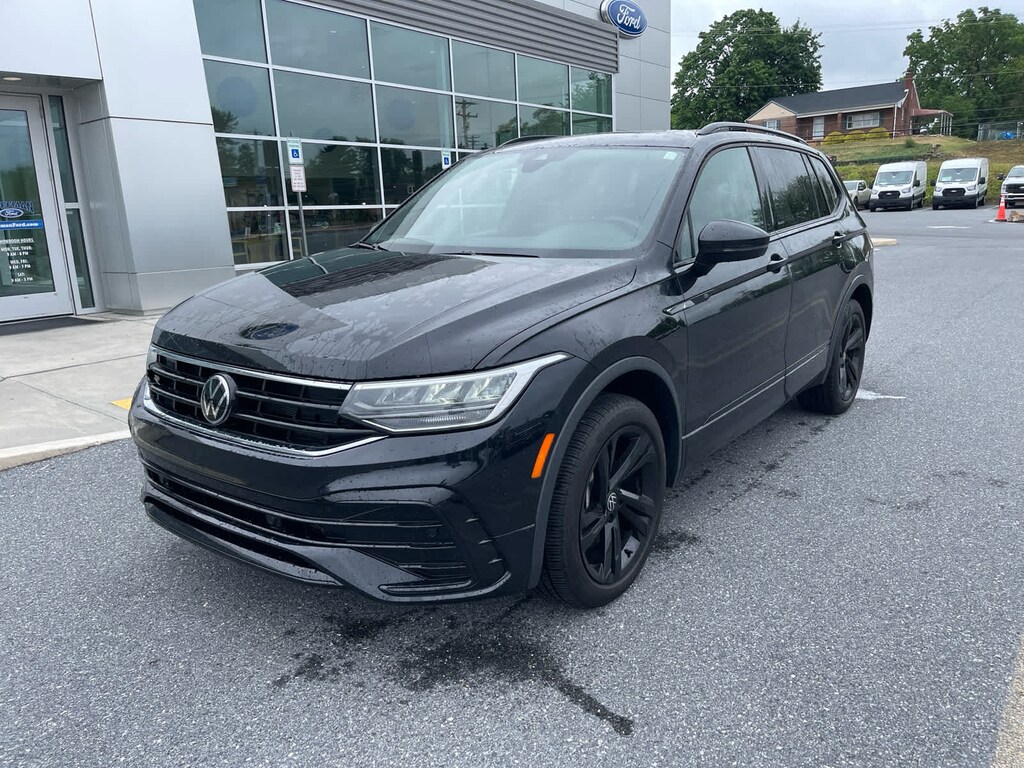 Certified 2024 Volkswagen Tiguan SE R-Line Black 2.0T 4MOTION