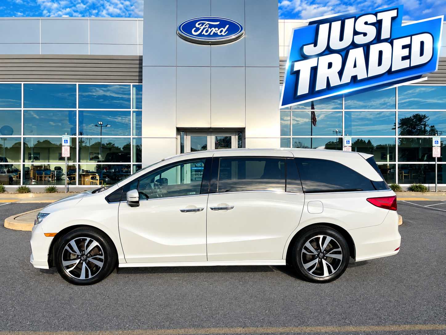 2019 Honda Odyssey Elite