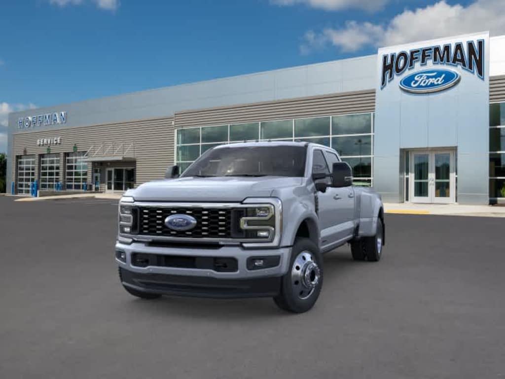 New 2026 Ford Super Duty F-450® Platinum® Truck Crew Cab