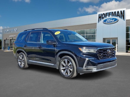 2023 Honda Pilot Touring AWD