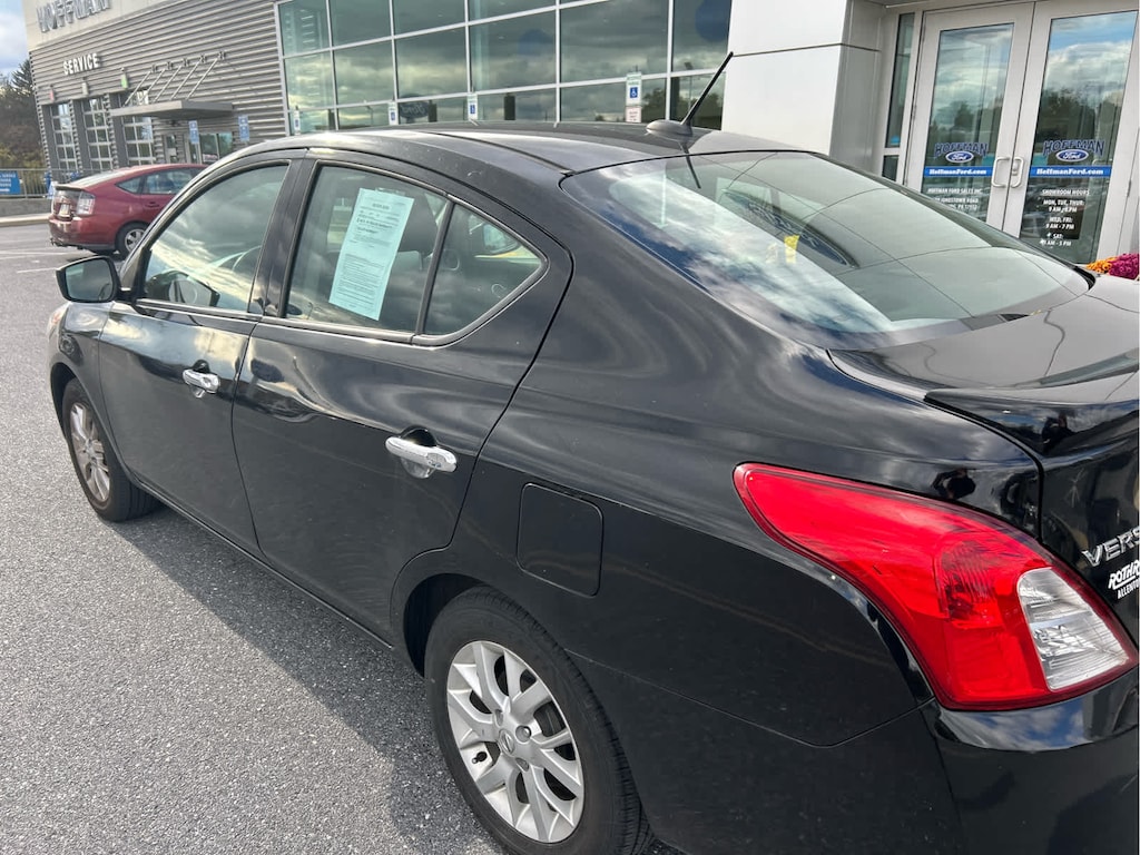 Used 2018 Nissan Versa SV CVT