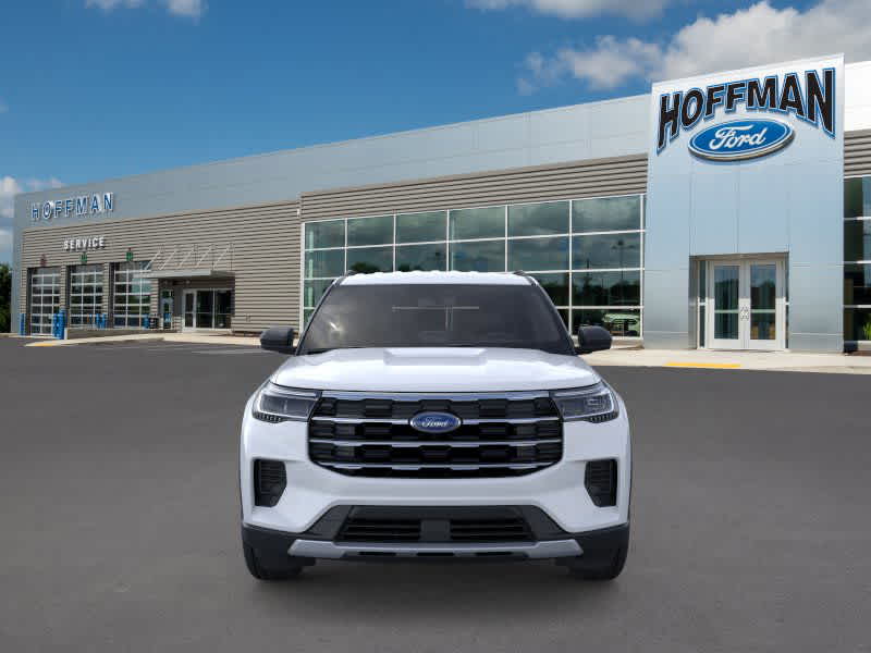 2026 Ford Explorer photo 2