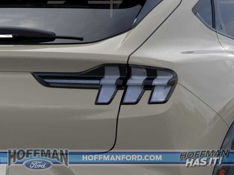 2025 Ford Mustang Mach-E Premium - Photo 21