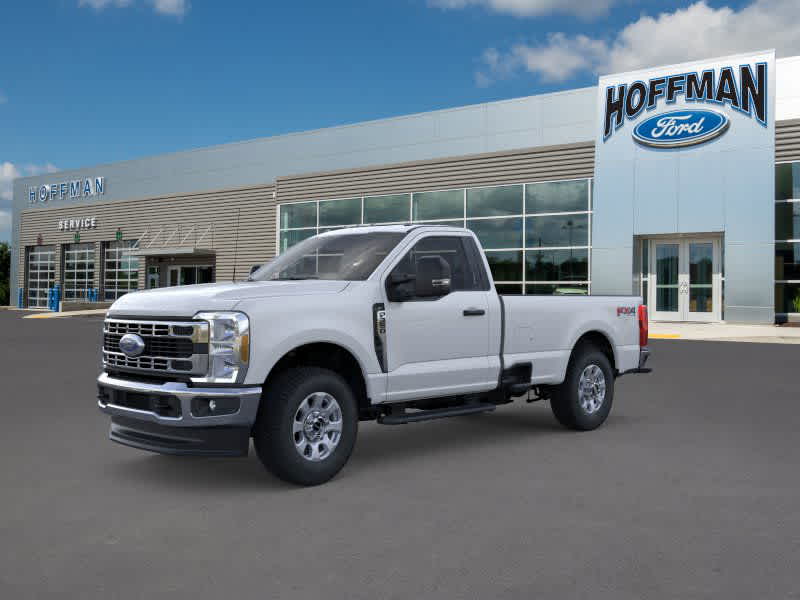 2025 Ford F-350 XLT photo 4