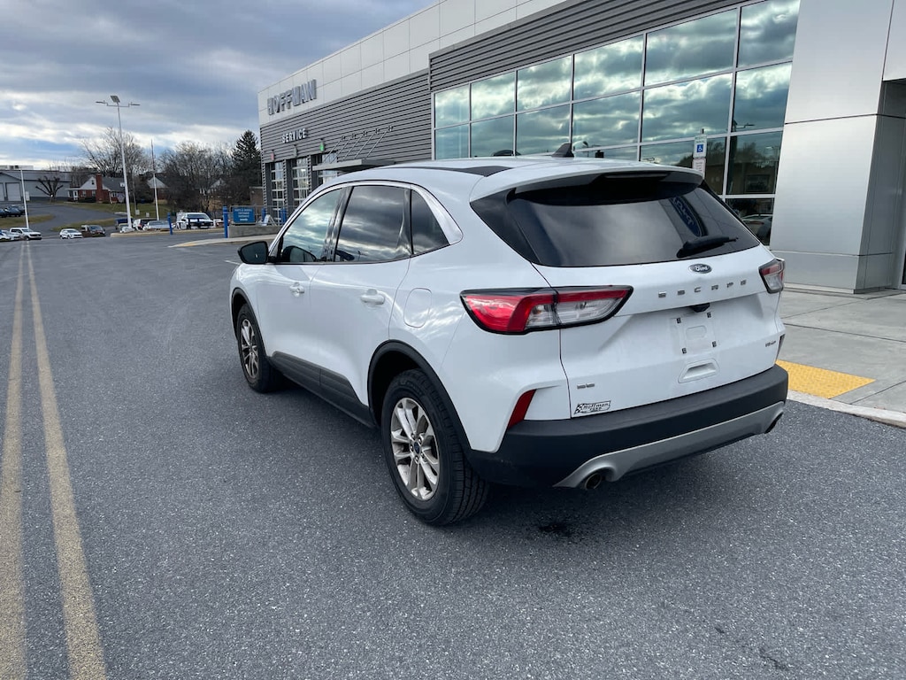Certified 2022 Ford Escape SE AWD