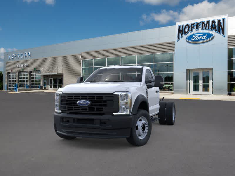 2025 Ford F-550 XL photo 3