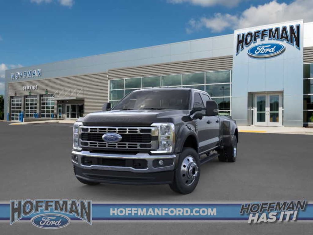 New 2026 Ford F-450 Super Duty XLT CrewCab DRW TRUCK