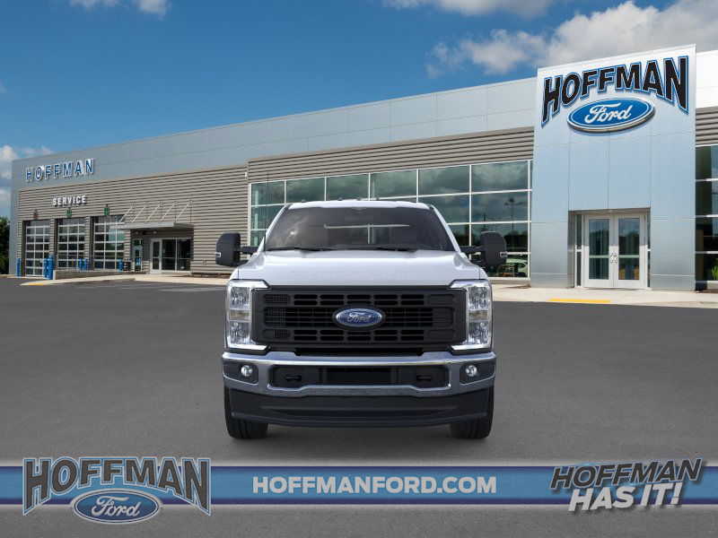2026 Ford F-350 XL photo 2