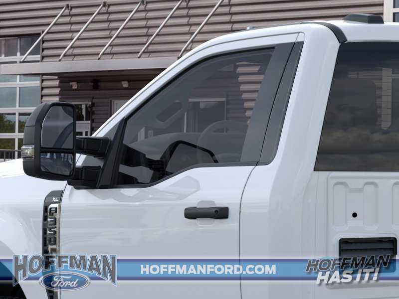 2025 Ford F-350 Super Duty Chassis Cab XL - Photo 20
