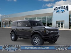 2025 Ford Bronco Badlands SUV