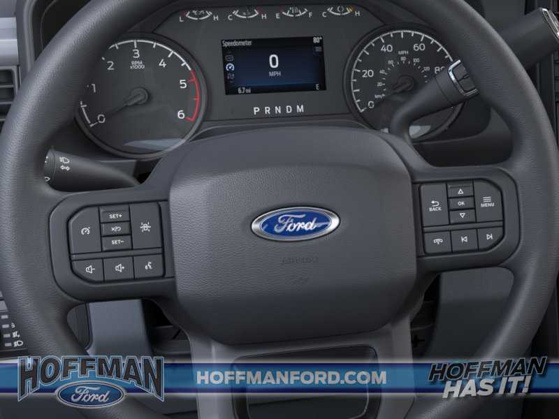 2025 Ford F-350 Super Duty Chassis Cab XL - Photo 23