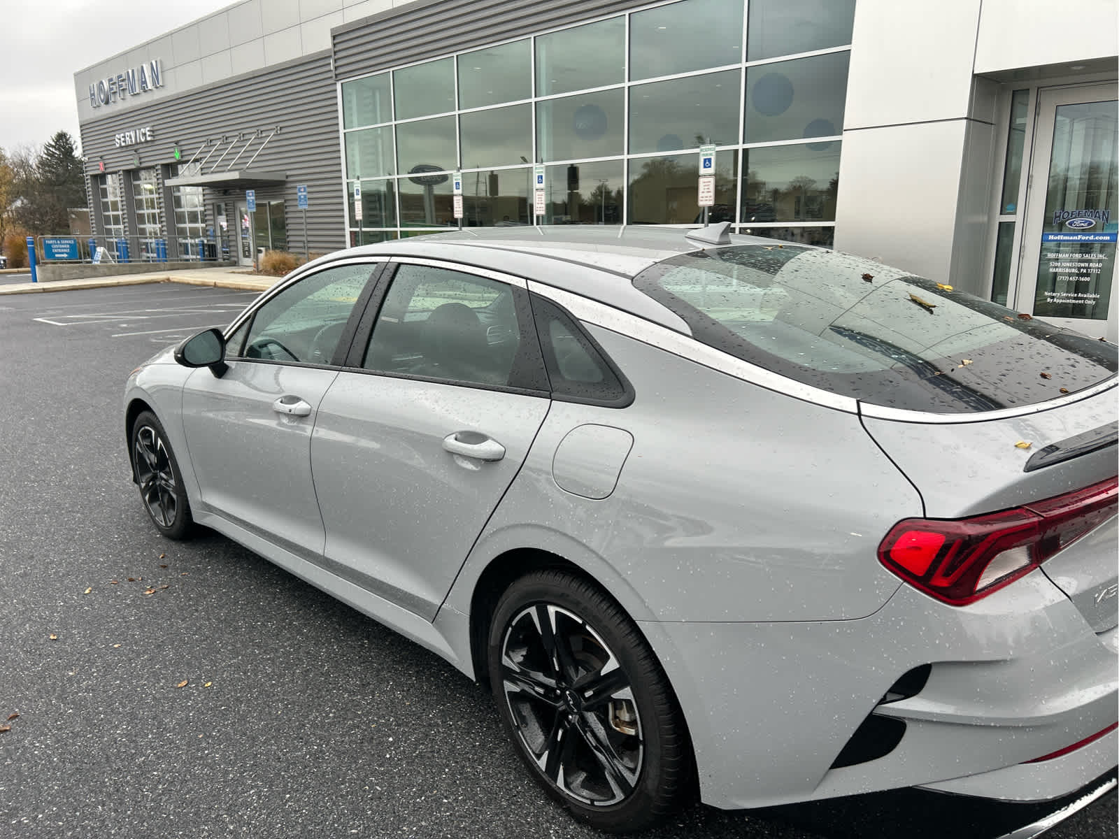 2024 Kia K5 GT-Line photo 3