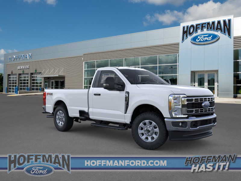 2025 Ford F-350 Super Duty XLT's photo