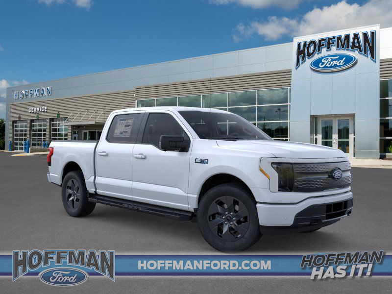2025 Ford F-150 Lightning Flash's photo