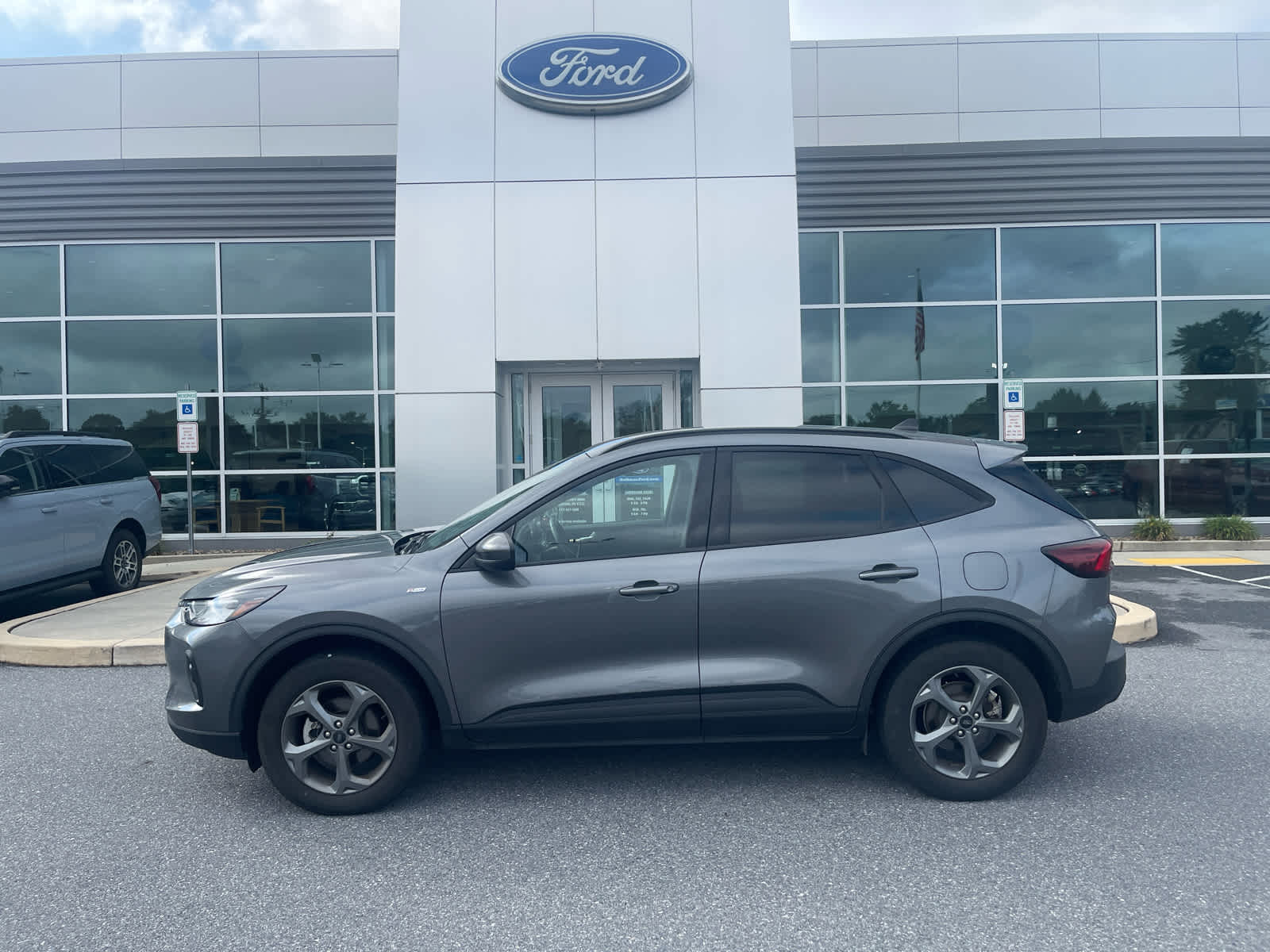 2025 Ford Escape