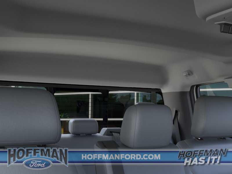 2025 Ford F-350 Super Duty Chassis Cab XL - Photo 32