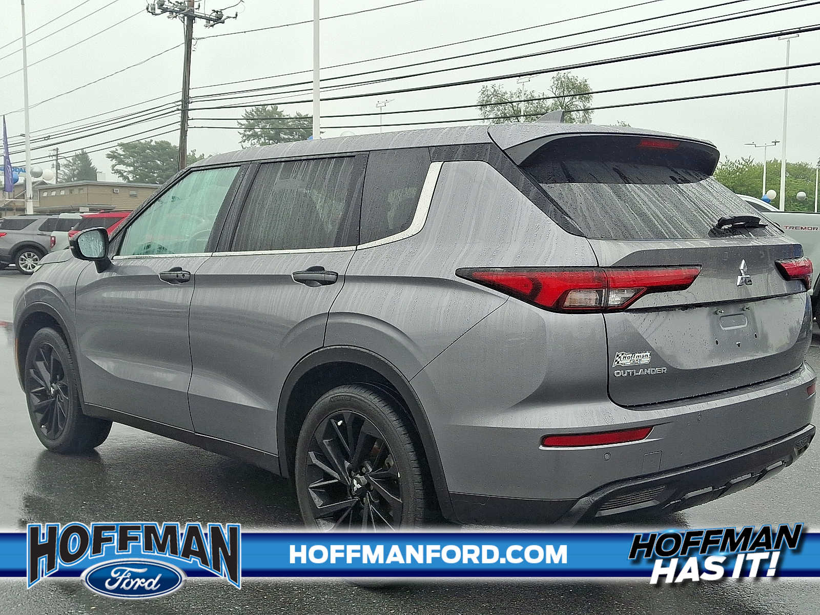 2022 Mitsubishi Outlander Black Edition S-AWC photo 3