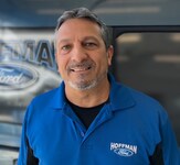 Staff member Alexander Pete from ID_bcd360e191b4