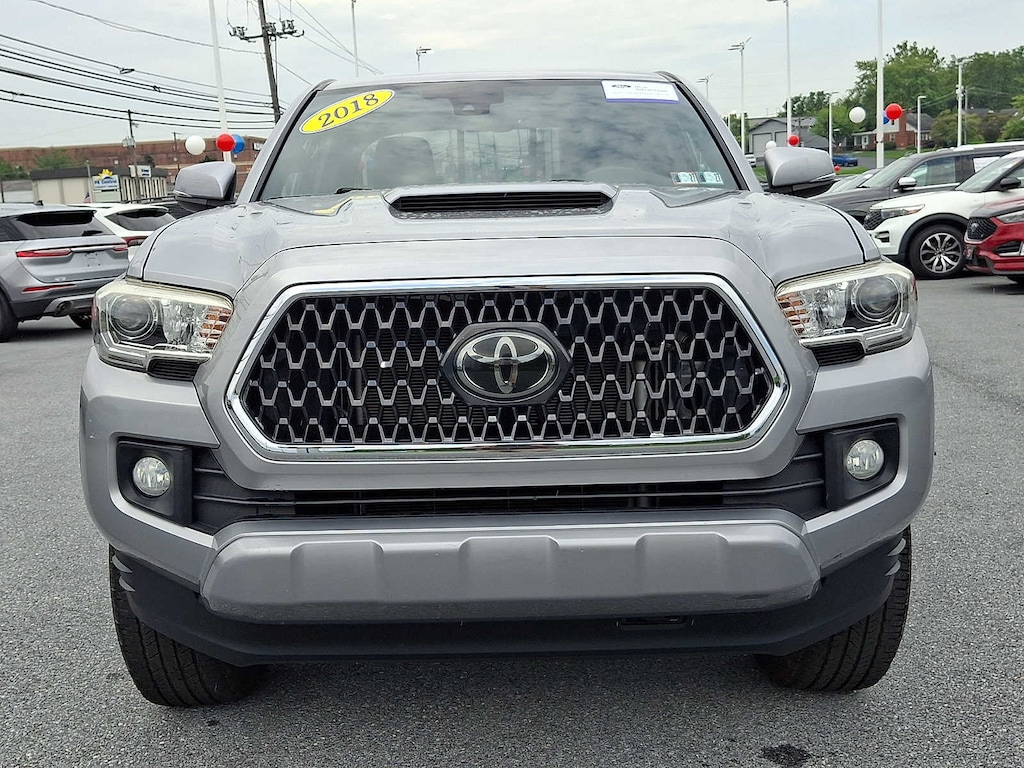 Certified 2018 Toyota Tacoma TRD Sport Access Cab 6 Bed V6 4x4 MT (Natl) Access Cab 6 Bed V6 4x4 MT (Natl)