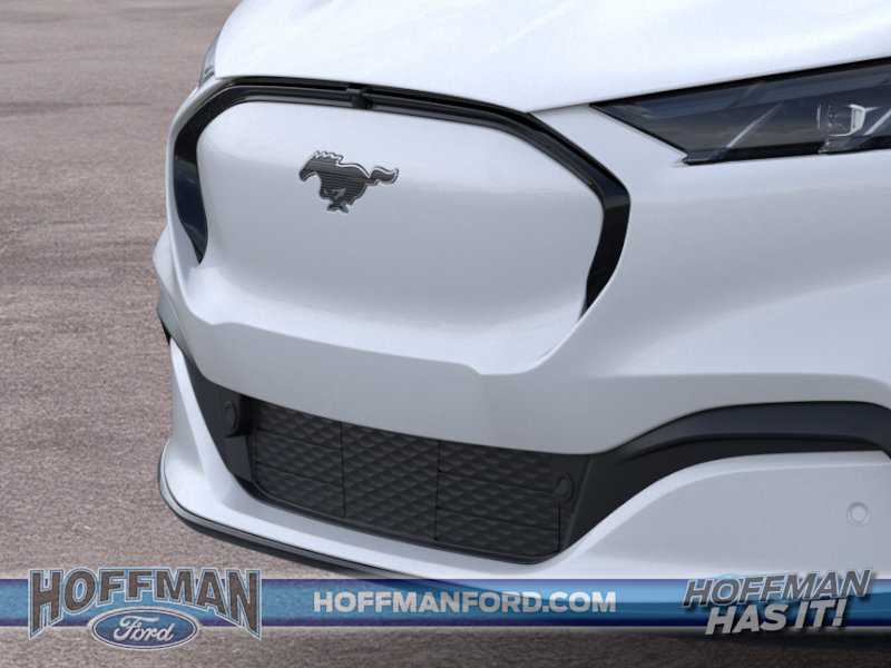 2025 Ford Mustang Mach-E Premium - Photo 17