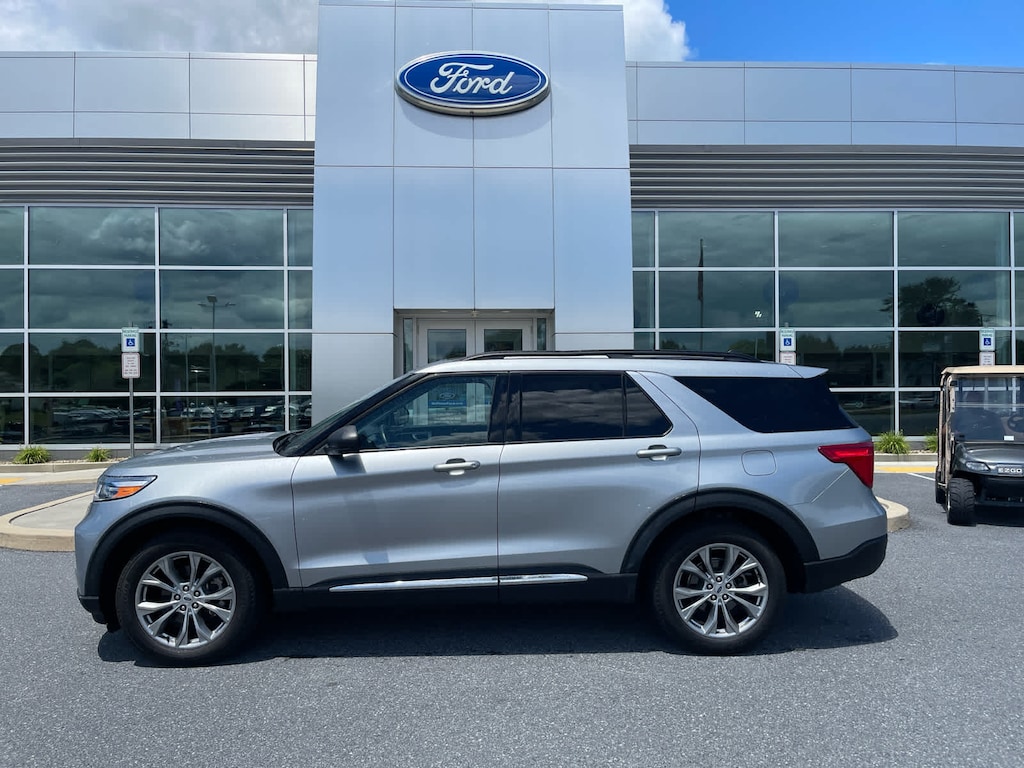 Certified 2023 Ford Explorer XLT 4WD
