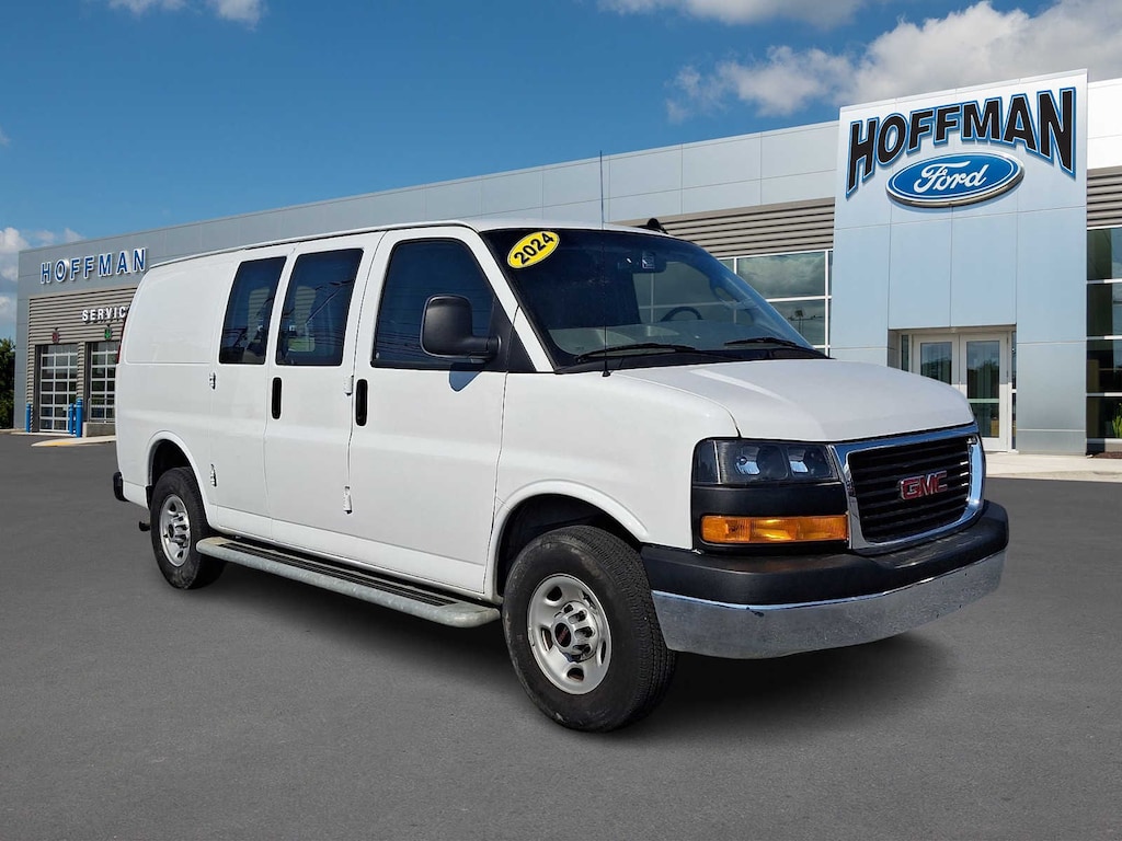 Used 2024 GMC Savana Cargo Van RWD 2500 135