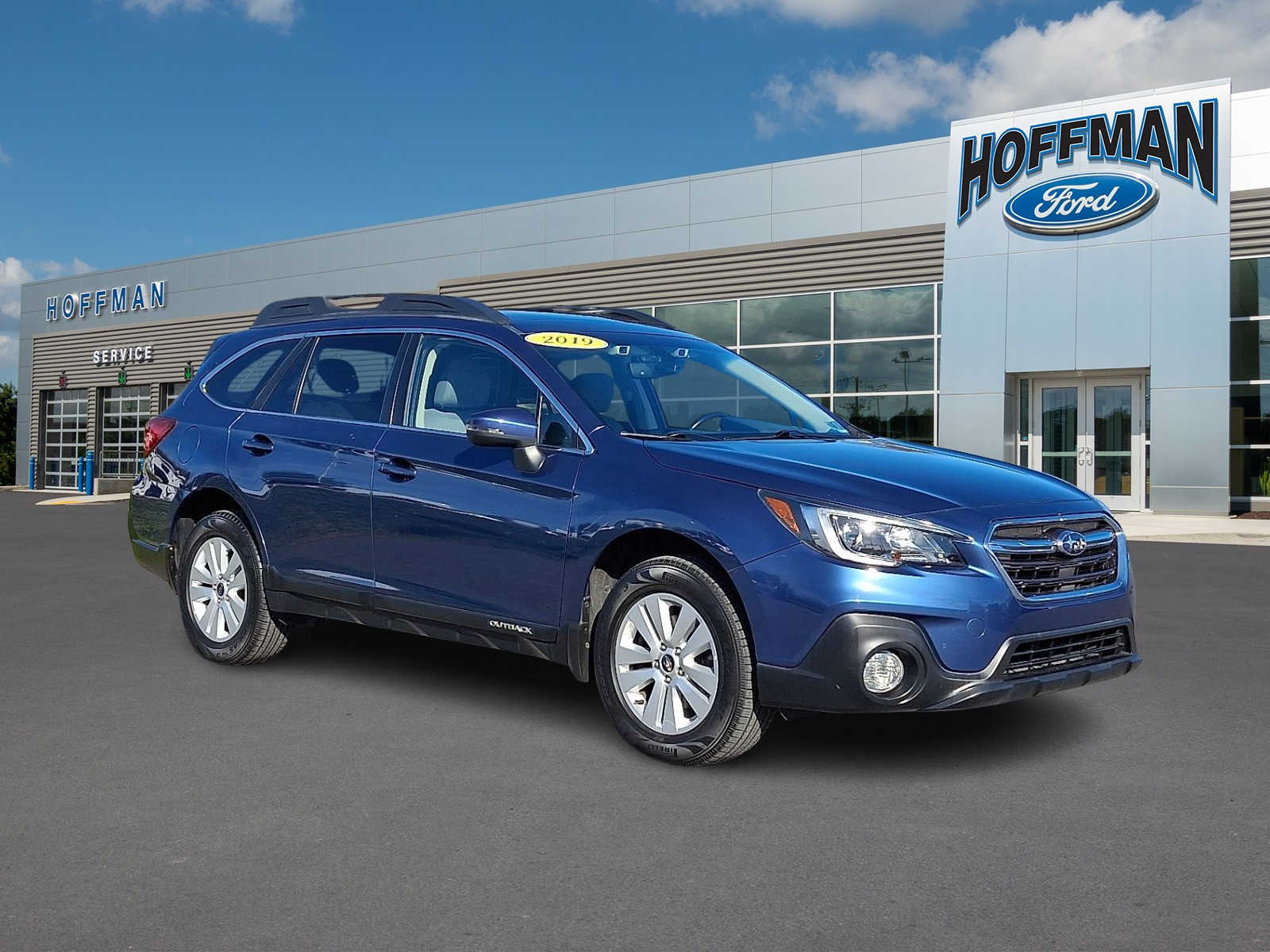 2019 Subaru Outback Premium's photo