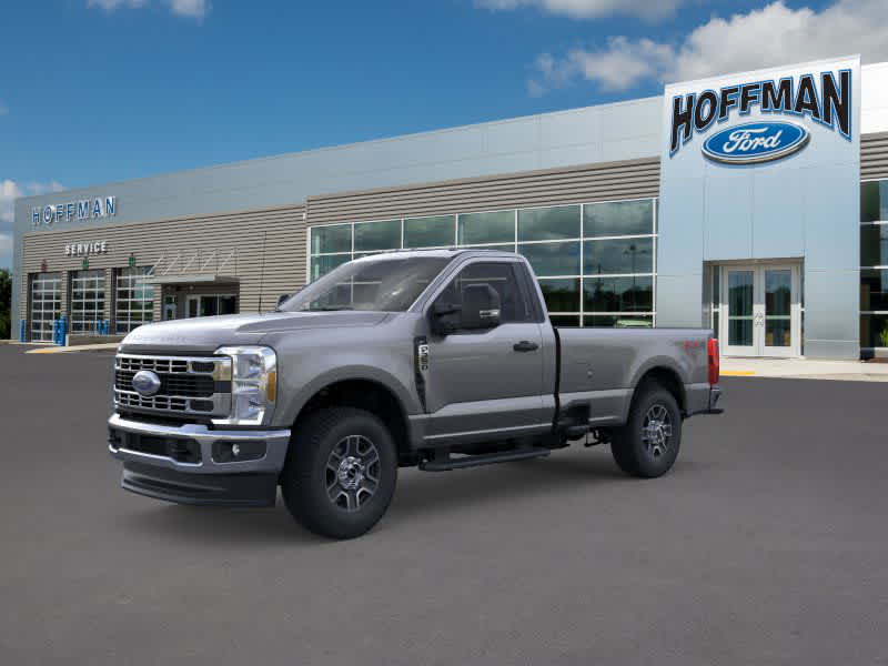 2025 Ford F-350 XLT photo 4