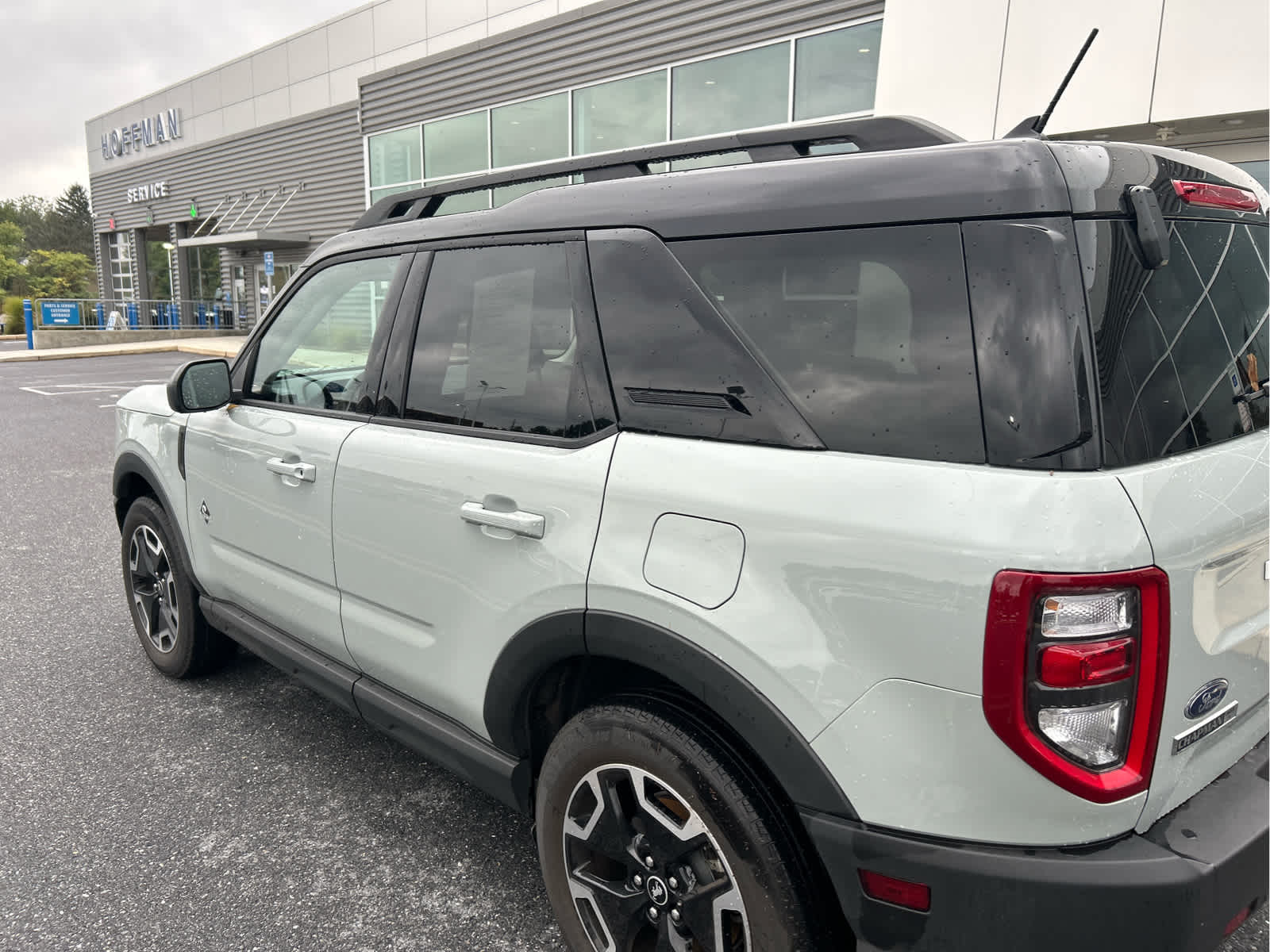 2022 Ford Bronco Sport Outer Banks photo 3