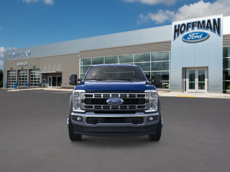 2026 Ford F-450 XLT photo 2