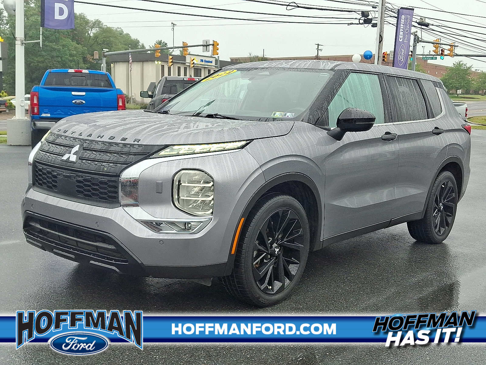 2022 Mitsubishi Outlander Black Edition S-AWC photo 2