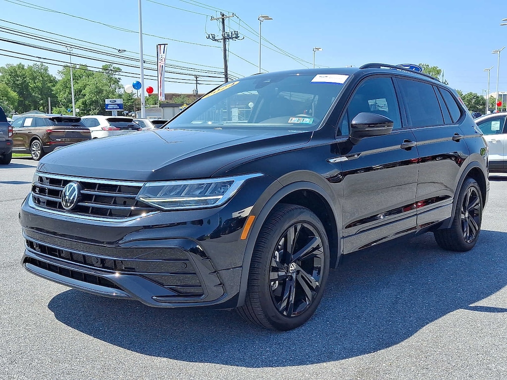 Certified 2024 Volkswagen Tiguan SE R-Line Black 2.0T 4MOTION