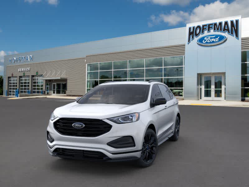 2024 Ford Edge SE photo 3