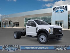 2025 Ford F-550 Super Duty Chassis XL Reg Cab 145