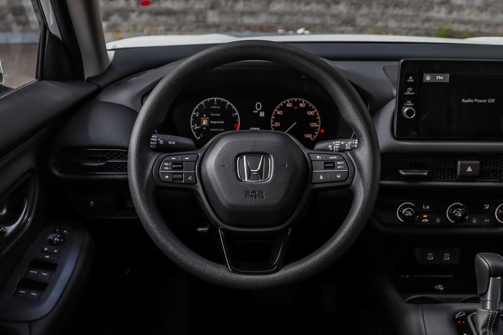 2026 Honda HR-V LX - Photo 11