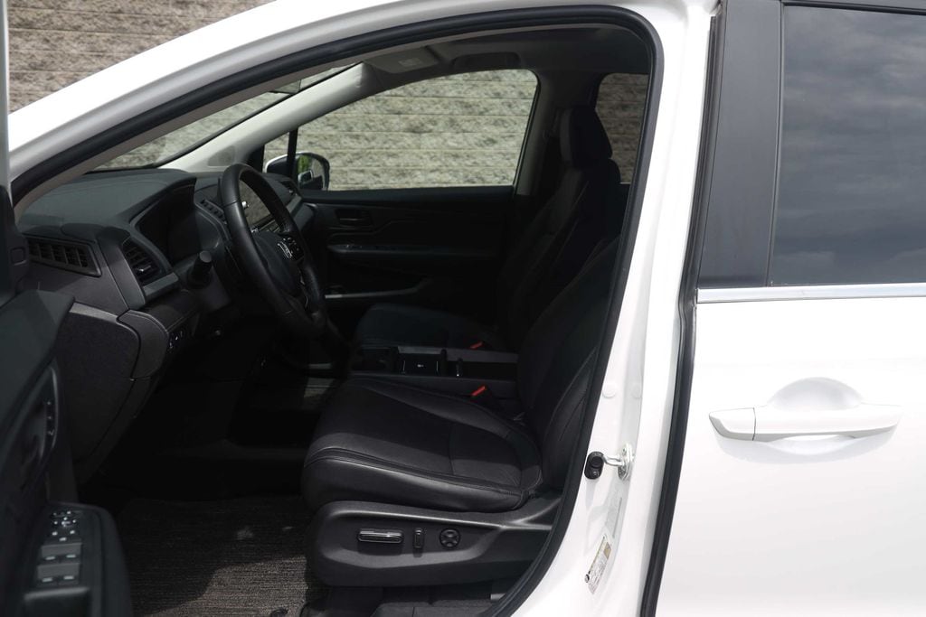 2025 Honda Odyssey 27