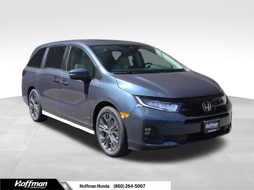 2026 Honda Odyssey Touring's photo