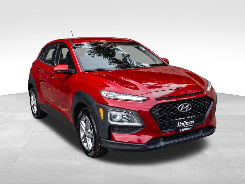 Used 2019 Hyundai Kona SE with VIN KM8K1CAA1KU216445 for sale in Simsbury, CT
