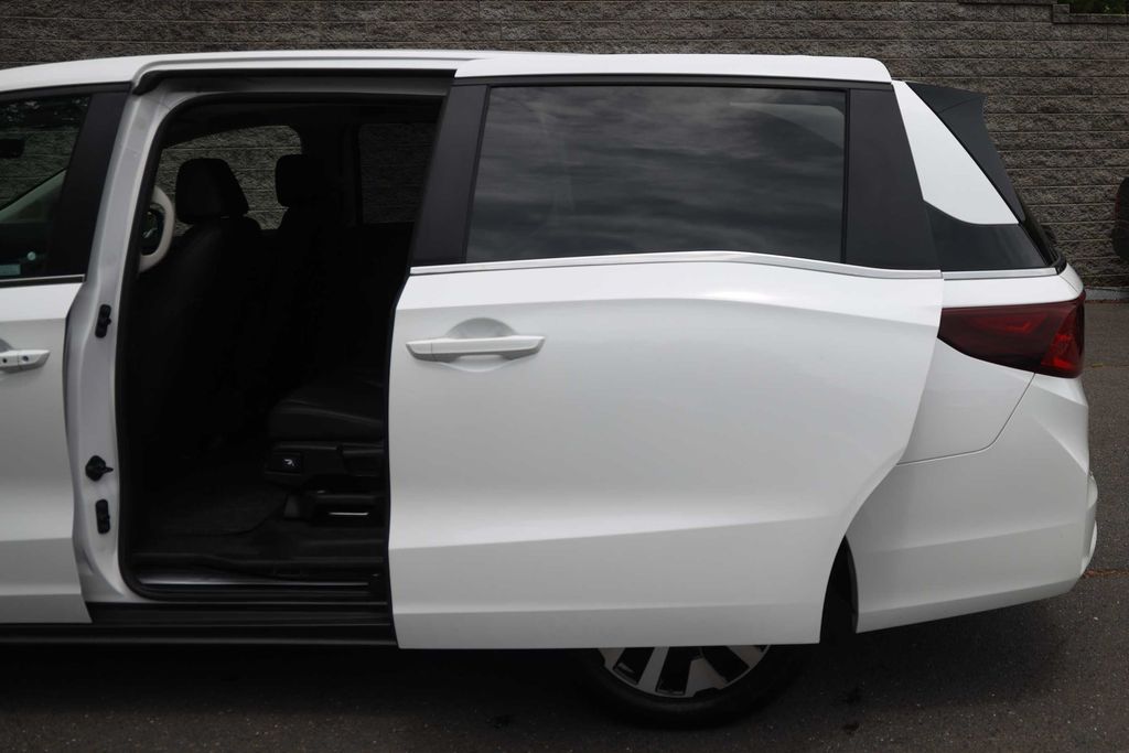 2025 Honda Odyssey 22