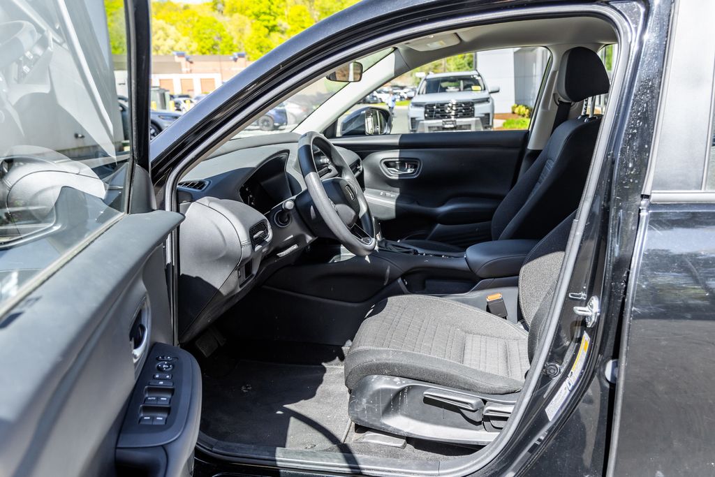2023 Honda HR-V LX - Photo 27